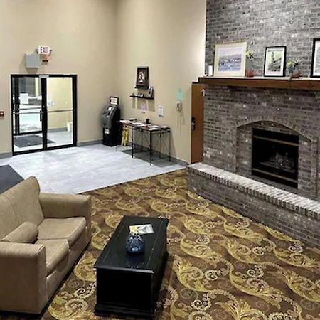Quality Suites Near West Acres Fargo Zewnętrze zdjęcie