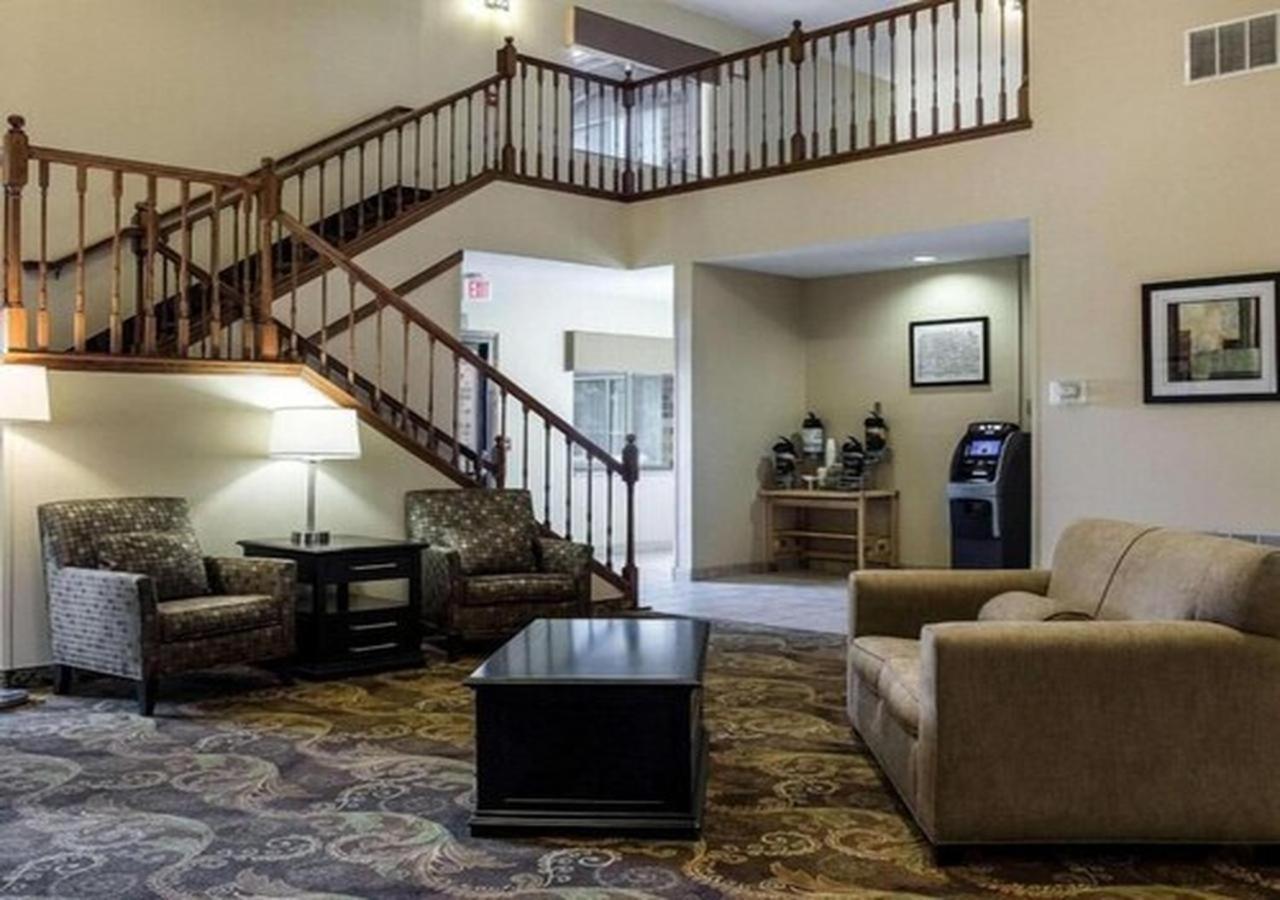 Quality Suites Near West Acres Fargo Zewnętrze zdjęcie