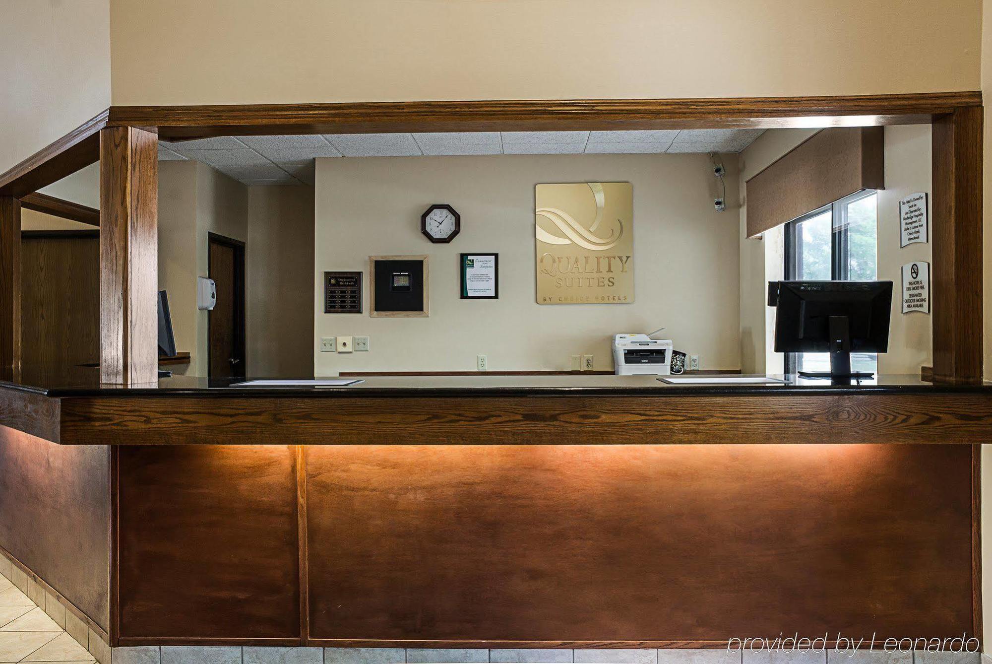 Quality Suites Near West Acres Fargo Zewnętrze zdjęcie