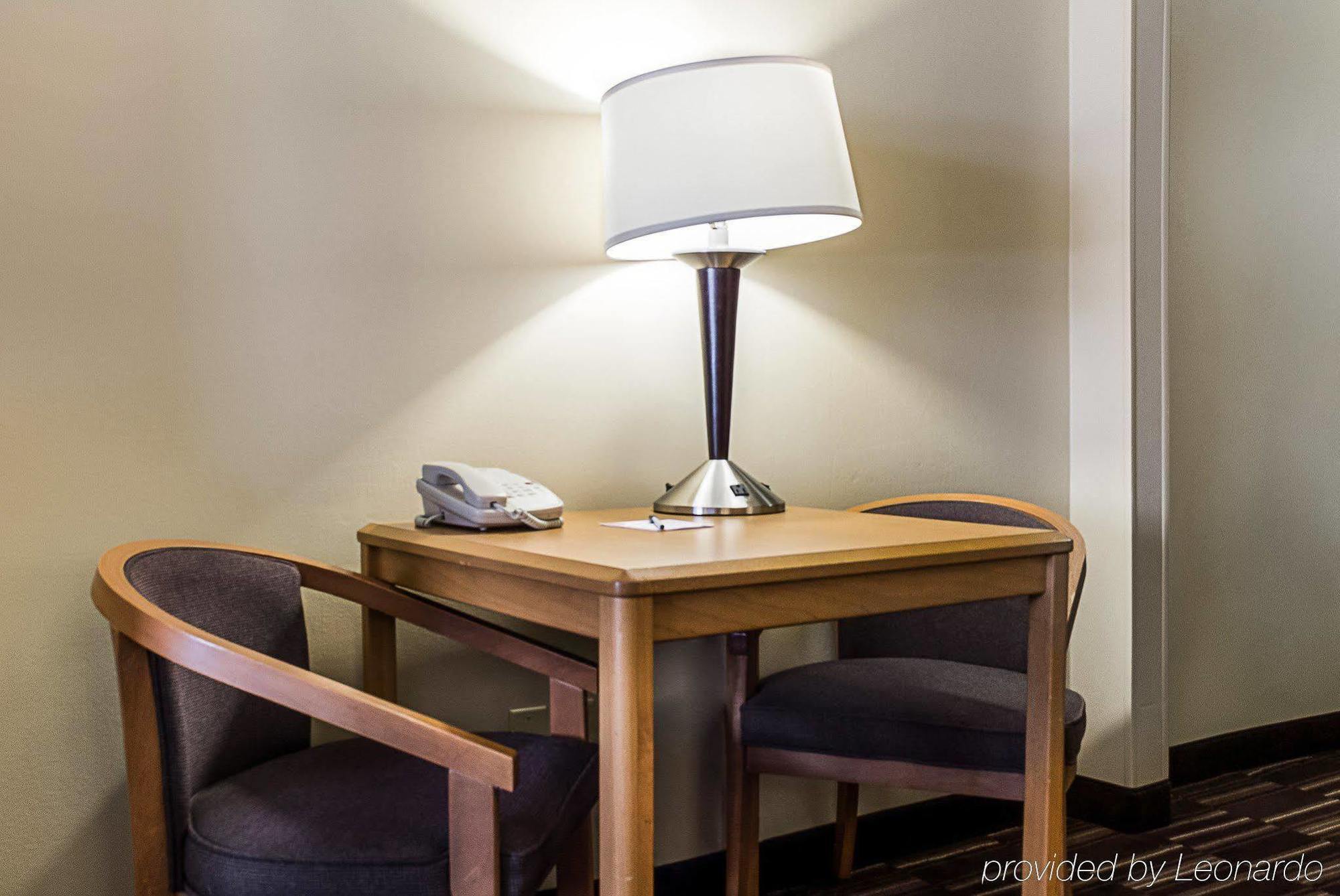 Quality Suites Near West Acres Fargo Zewnętrze zdjęcie