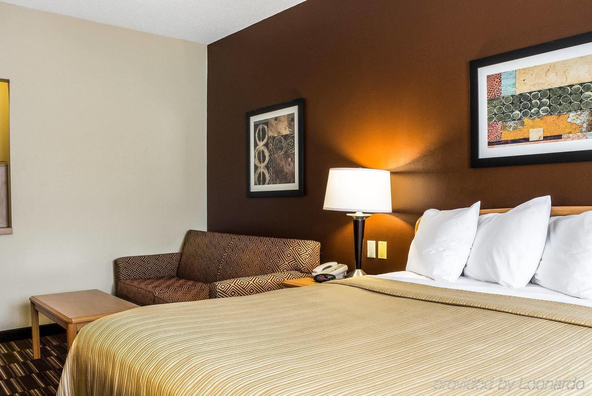 Quality Suites Near West Acres Fargo Zewnętrze zdjęcie