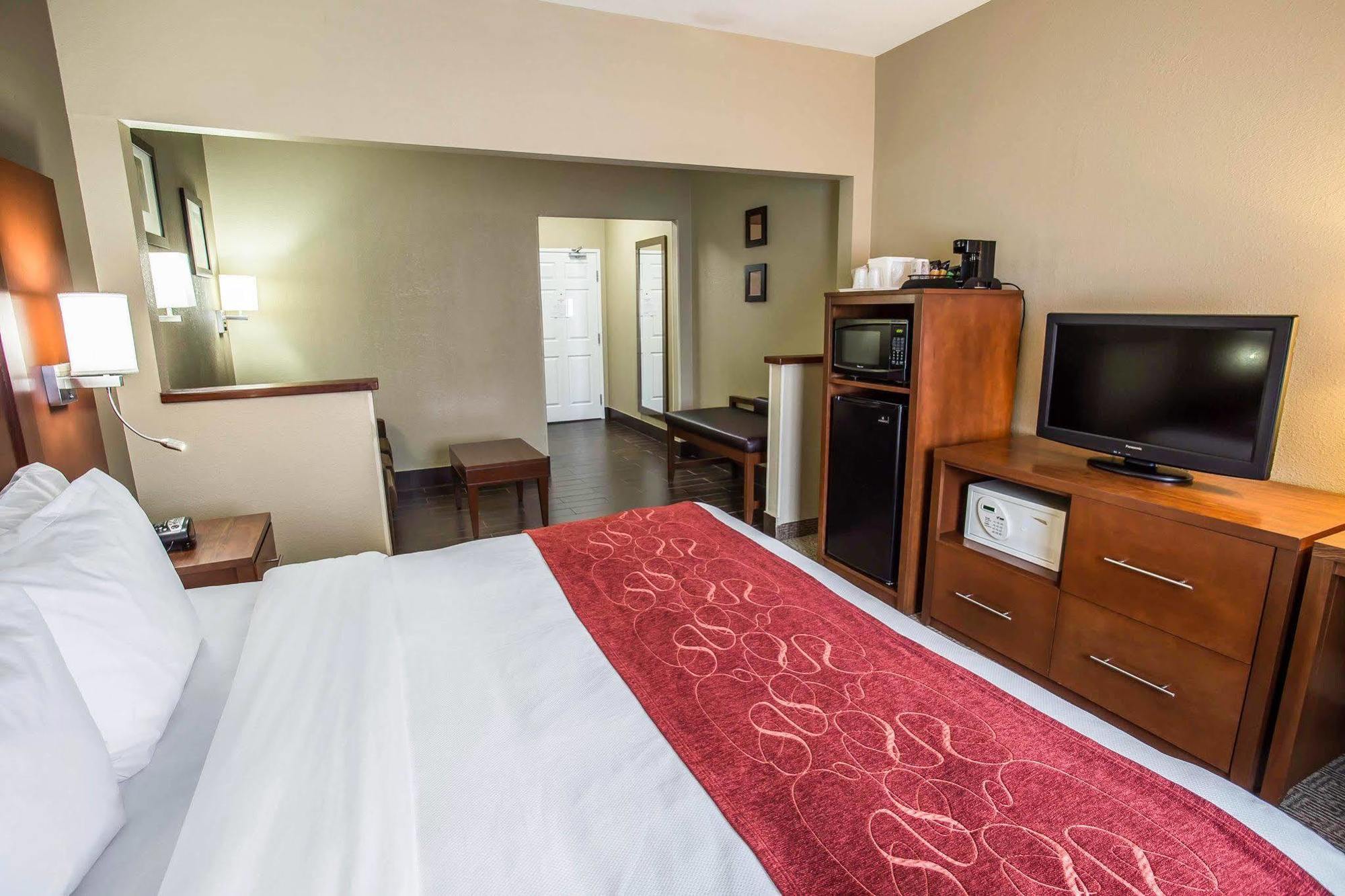 Quality Suites Near West Acres Fargo Zewnętrze zdjęcie