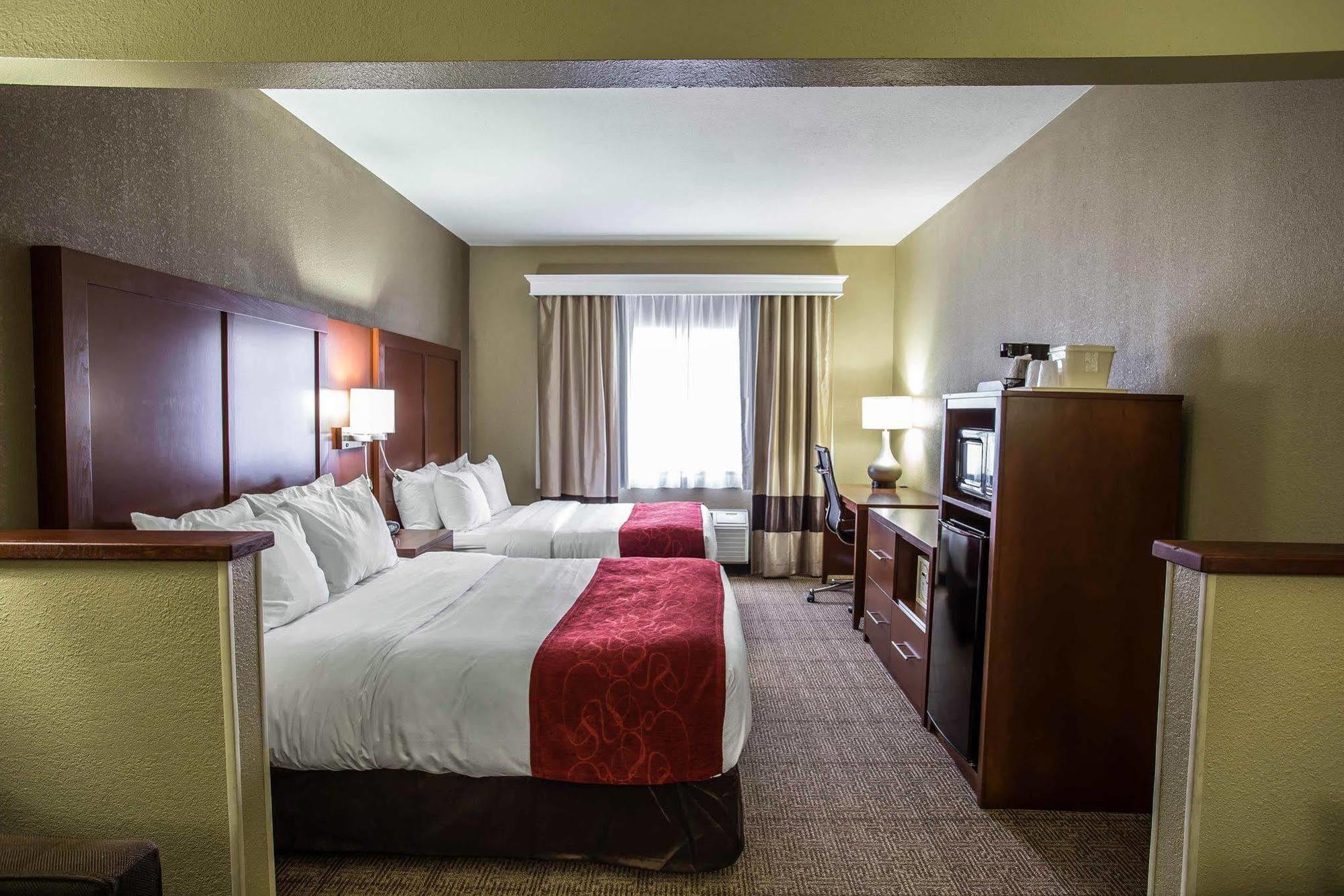 Quality Suites Near West Acres Fargo Zewnętrze zdjęcie